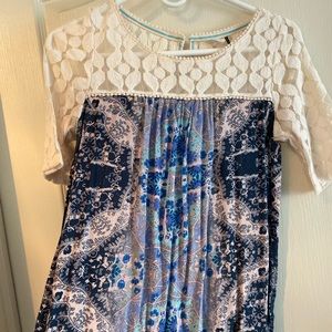 Akemi & Kin (Anthropologie) tunic